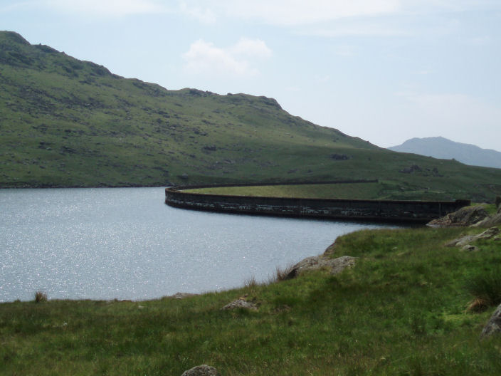 Seathwaite Tarn wall Seathwaite Tarn wall